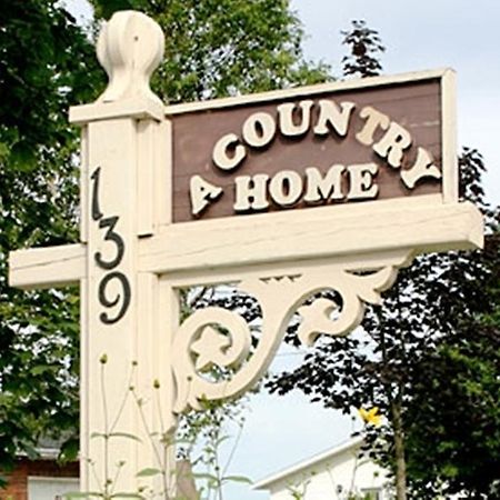A Country Home Inn The City Charlottetown Room photo