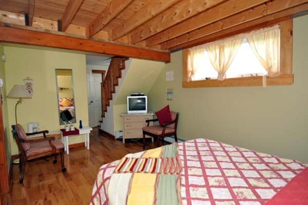 A Country Home Inn The City Charlottetown Room photo