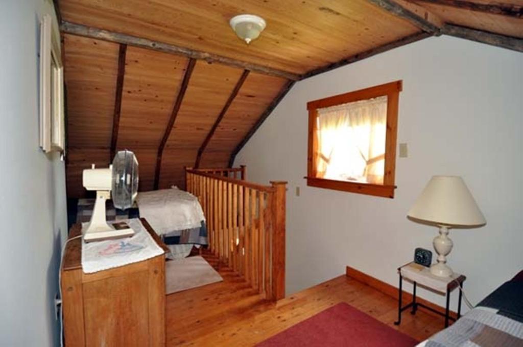 A Country Home Inn The City Charlottetown Room photo